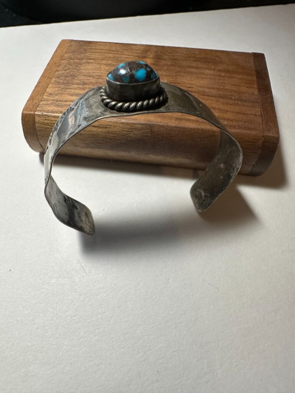 VTG Native American Turquoise Childs Cuff Bracelet, Very Thin Band - Picture 3 of 7